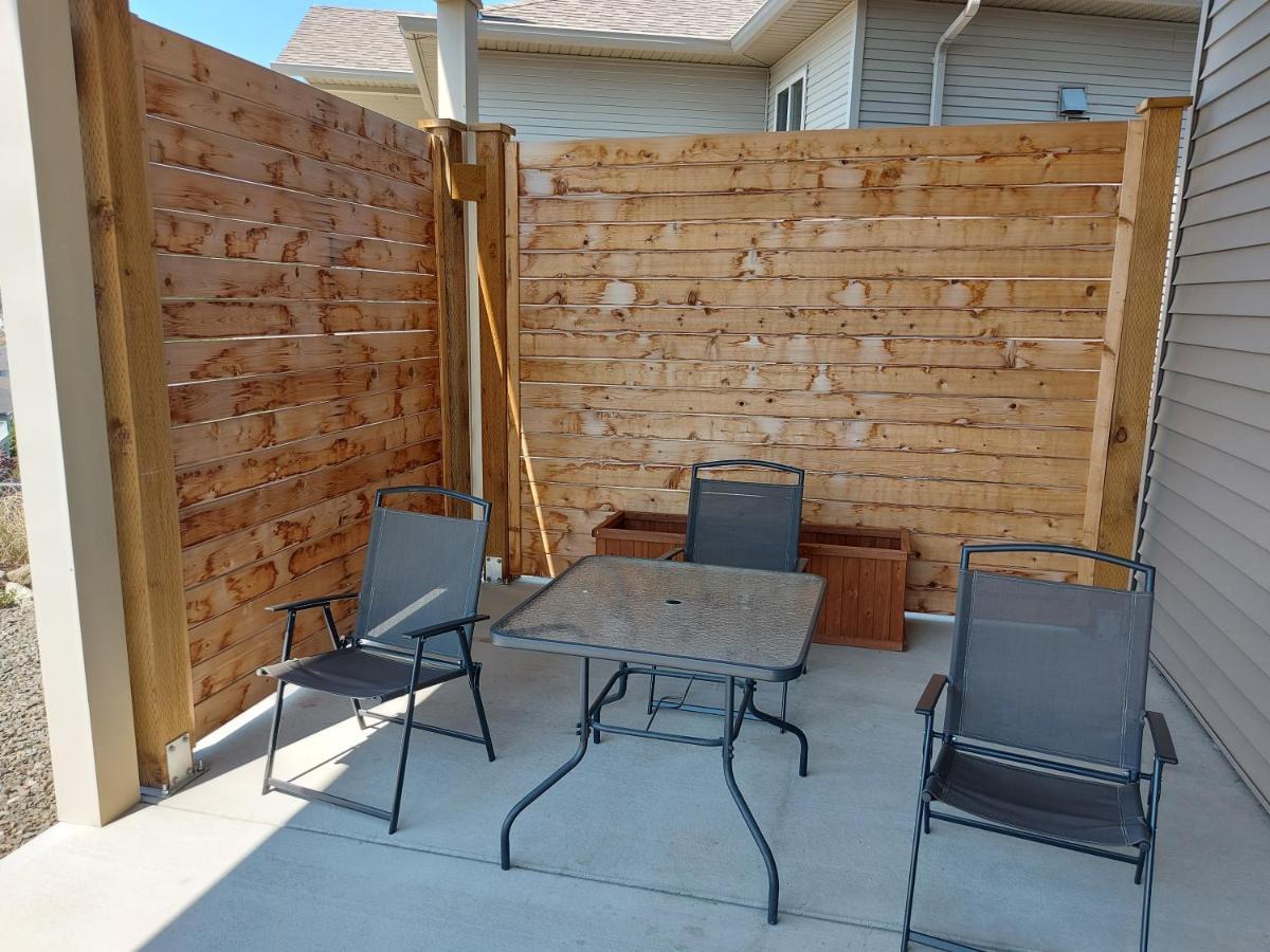 Peaceful And Spacious Lake View West Kelowna Exterior foto