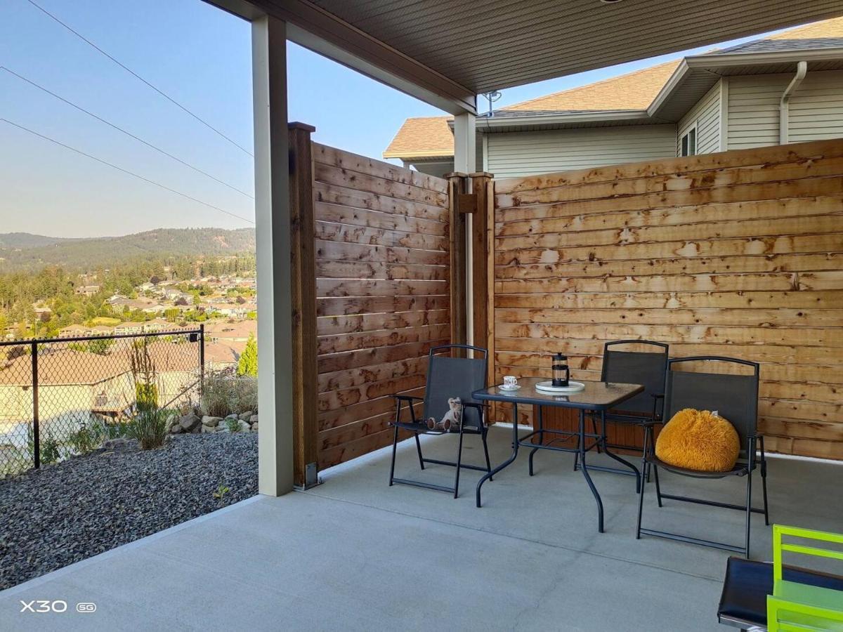 Peaceful And Spacious Lake View West Kelowna Exterior foto